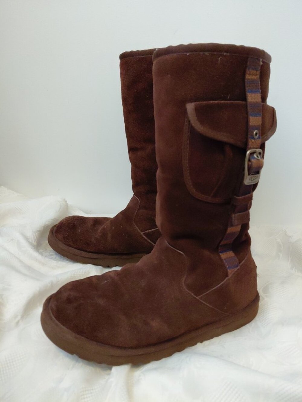 UGG Cargo III Women's Brown Suede Leather Sheepskin Boots Size 6
